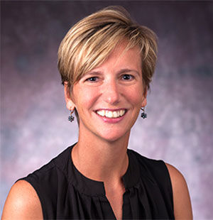 Hilary Gates Headshot