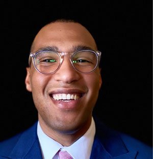 Kenneth Hickey Headshot